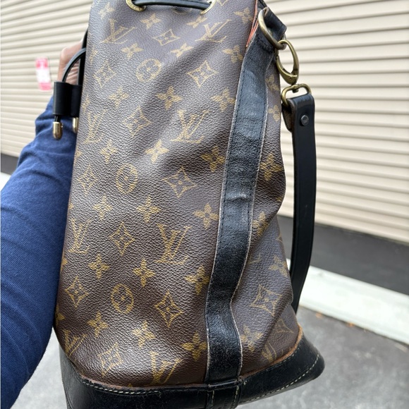 Authentic Louis Vuitton Noe Bag - Picture 2 of 7